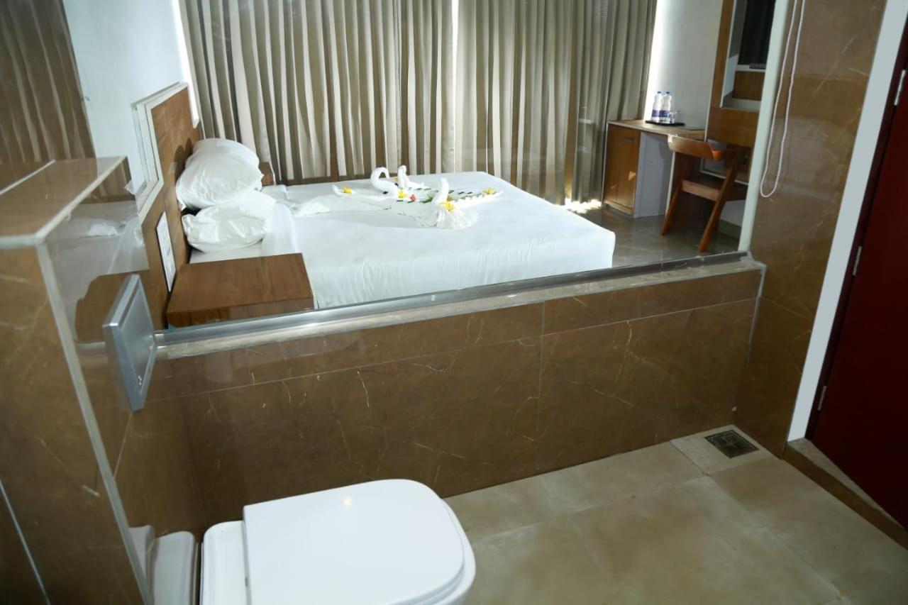 Servosonic Hotels And Resorts 칸누르 외부 사진